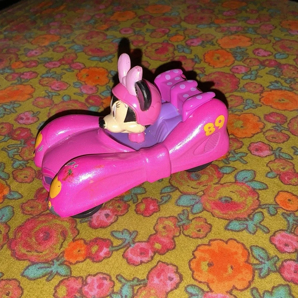 Disney Mickey Mouse Mickey And The Roadster Racers Minnie Mouse Pink Diecast Car